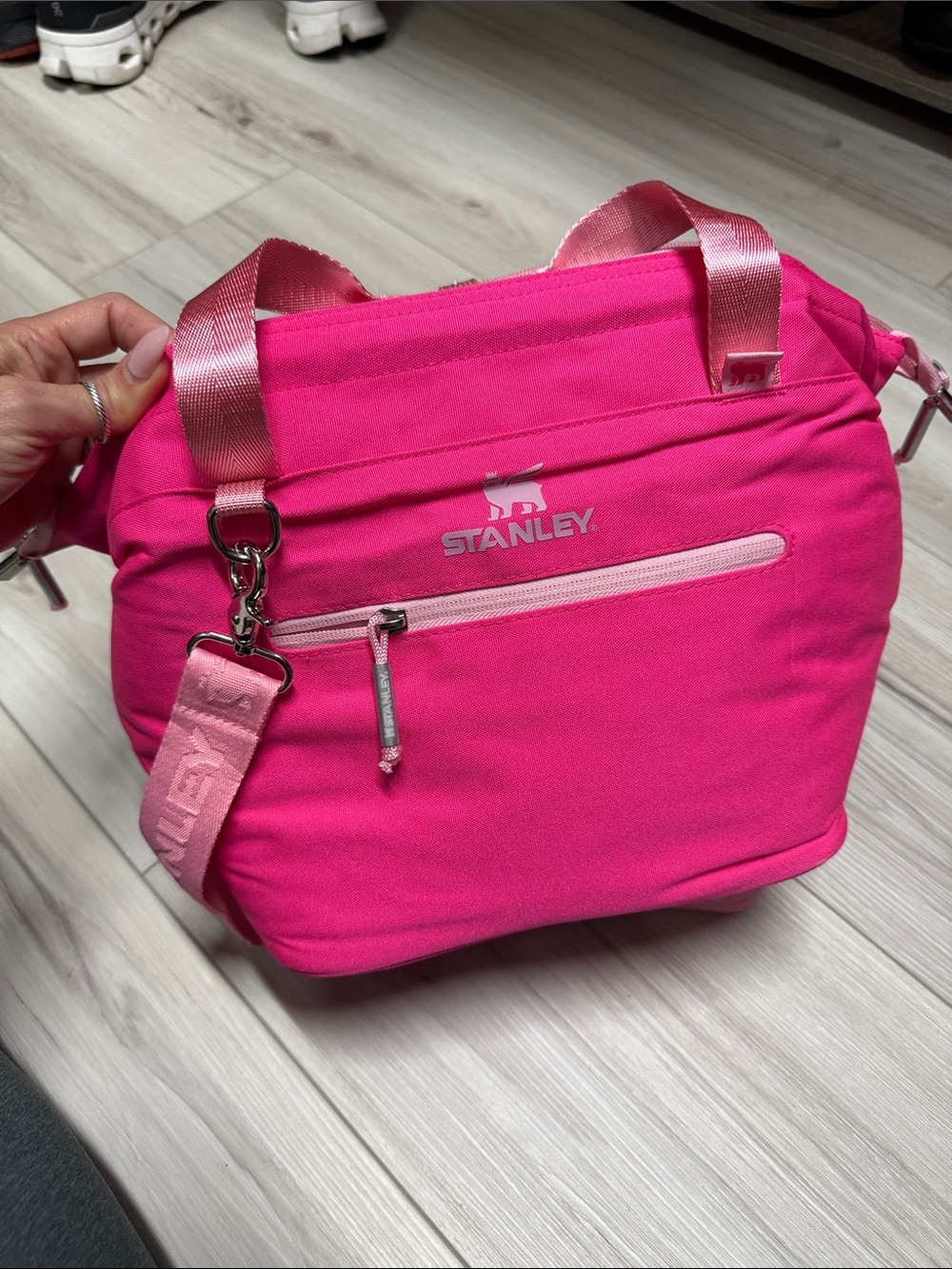 Stanley Hot Pink Julianne Mini Insulated Lunch Bag